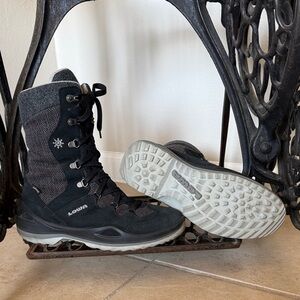 Lowa Barina GTX Waterproof Gore-Tex  Membrane Women’s size 8 in Black/ Brown